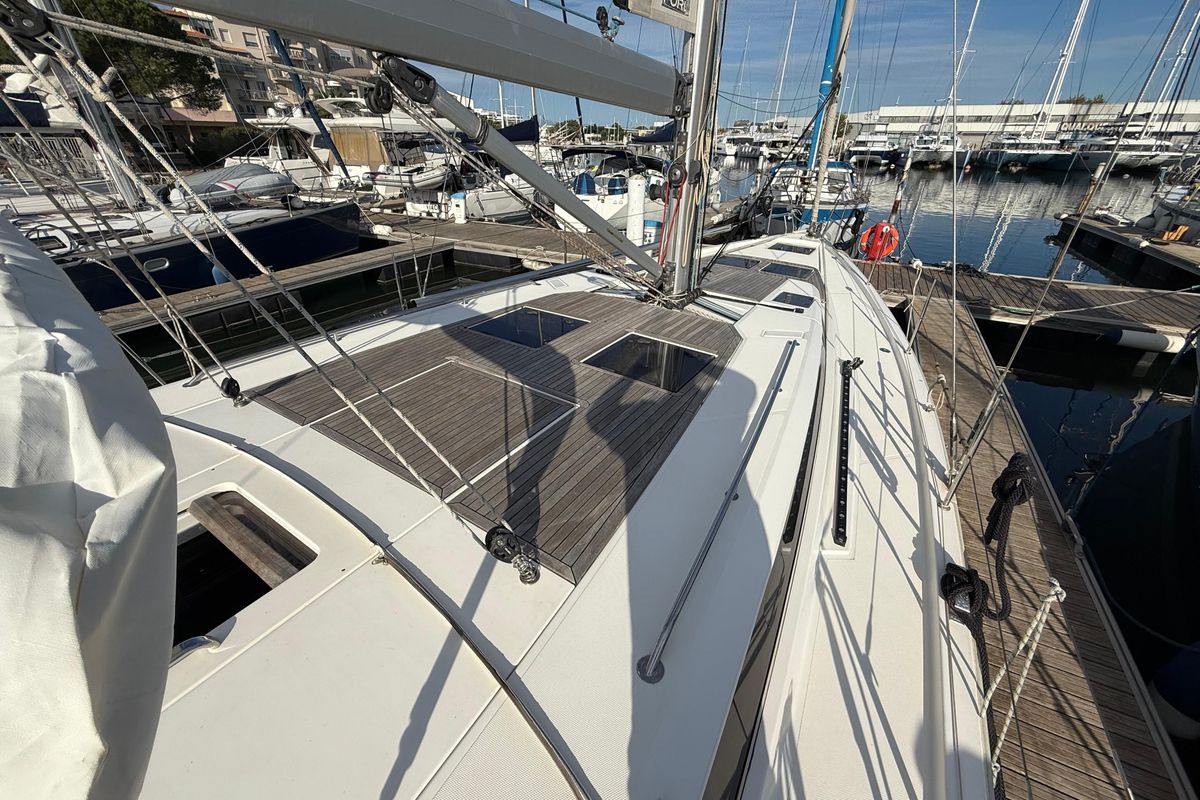 2019 Bavaria 44 