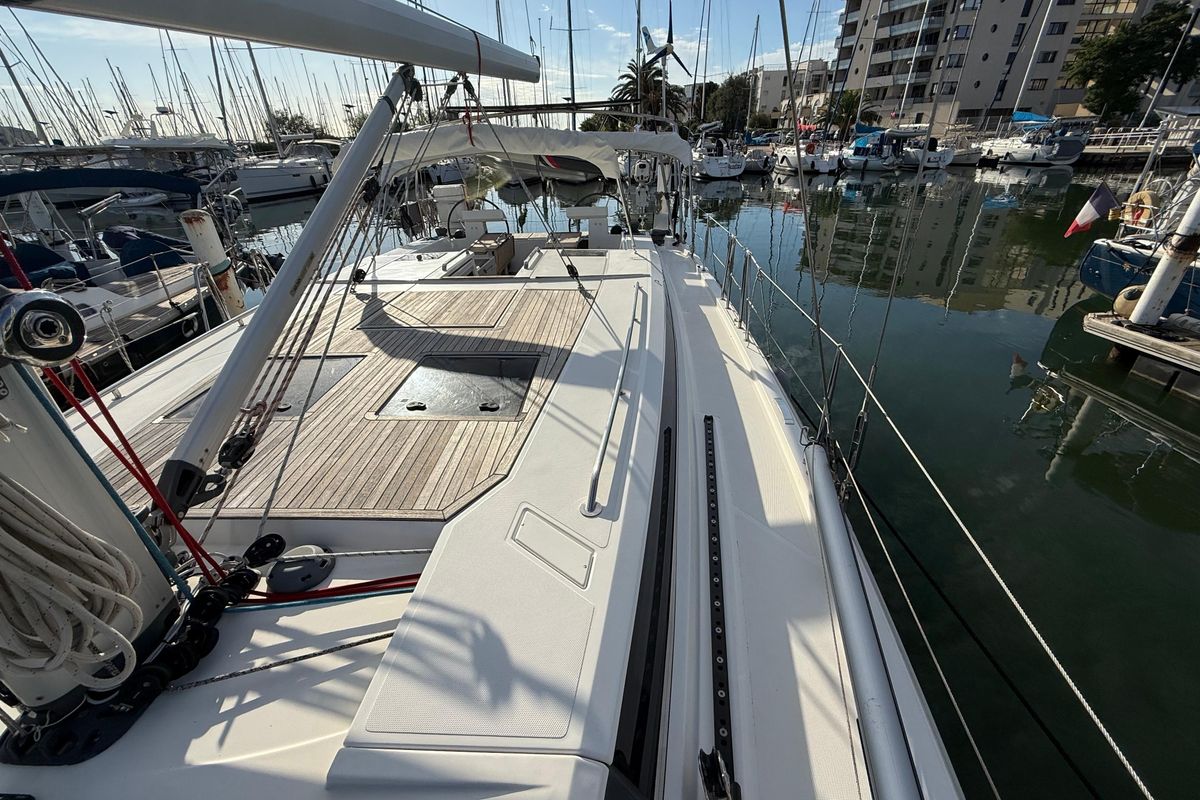 2019 Bavaria 44 