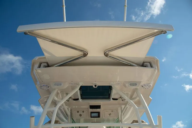  Yacht Photos Pics Sailfish 360 CC 2022 boat roof against blue sky.