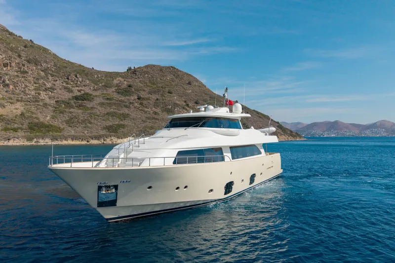 La Luce Yacht Photos Pics Luxurious 2008 Custom Line Navetta 26 yacht cruising in scenic coastal waters.
