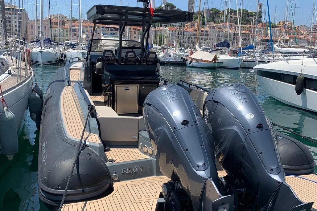 2021 Salpa 42 SOLEIL