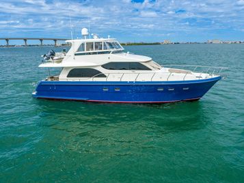 Hampton 580 Pilot House