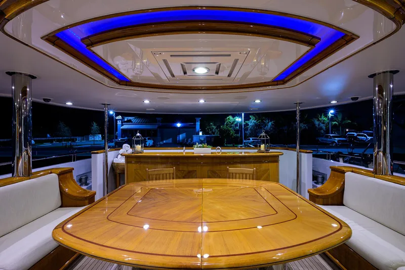 Excellence Yacht Photos Pics Luxurious Richmond Yachts 150 interior with elegant wood table and ambient lighting, 2010 model.