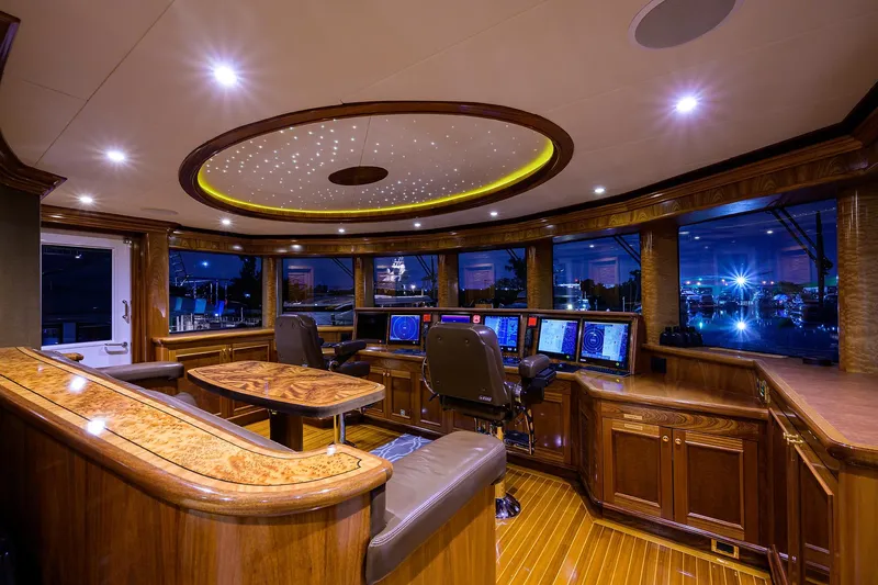 Excellence Yacht Photos Pics 
