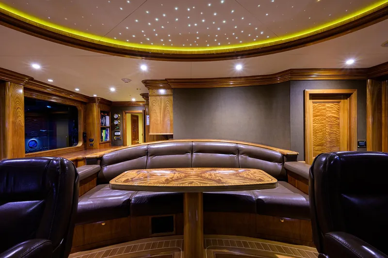Excellence Yacht Photos Pics 