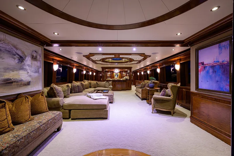 Excellence Yacht Photos Pics Luxurious interior of 2010 Richmond Yachts 150, featuring elegant seating and modern decor.