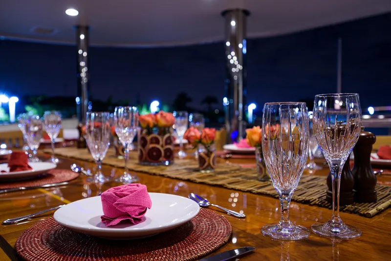 Excellence Yacht Photos Pics 