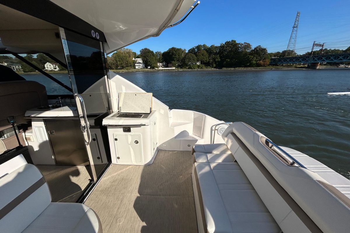 2018 Regal 42 