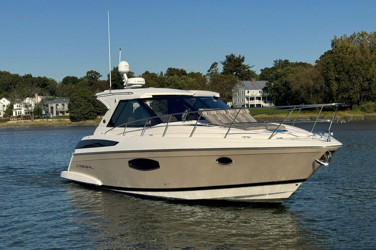 2018 Regal 42 