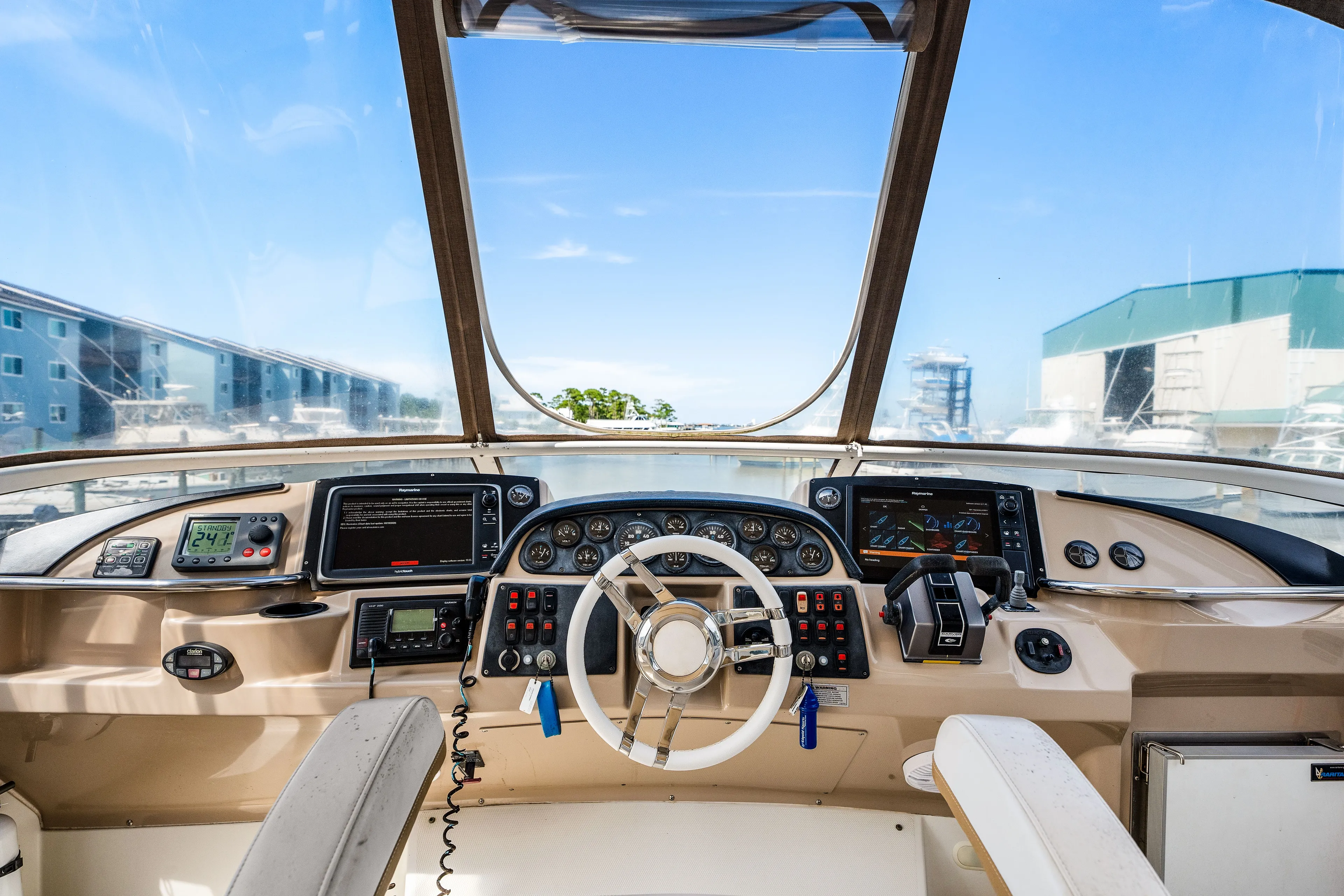 Loophole Yacht Photos Pics 