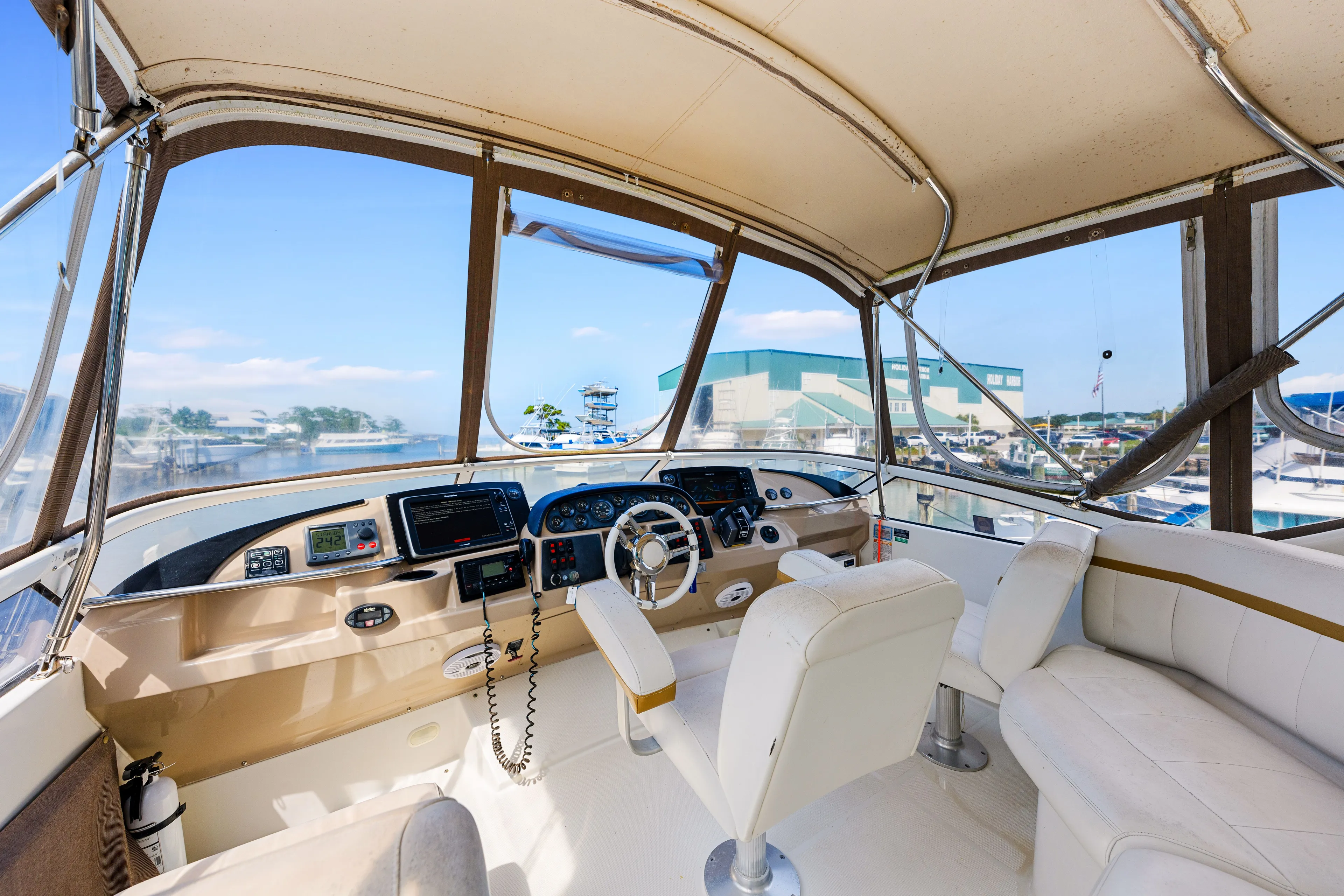 Loophole Yacht Photos Pics 