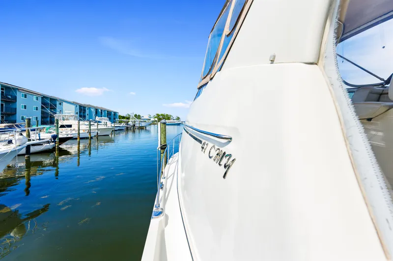 Loophole Yacht Photos Pics 