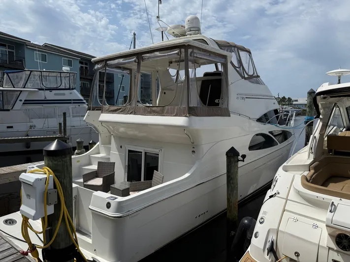 Loophole Yacht Photos Pics 