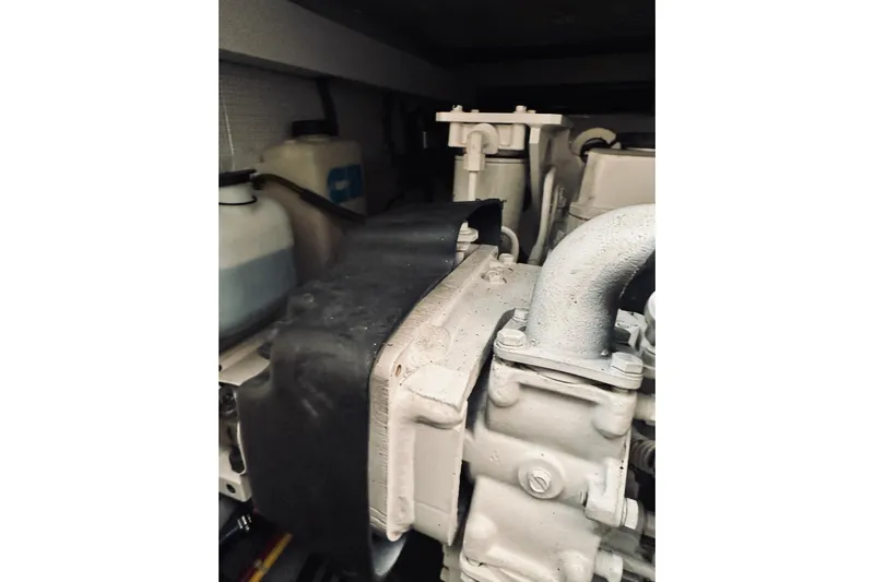 Grand Finale Yacht Photos Pics Engine compartment of 2008 Sabre 38 Hard Top Express boat.