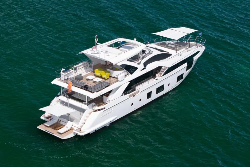 No Name Yacht Photos Pics Luxurious 2022 Azimut Grande 27 METRI yacht cruising on open water.