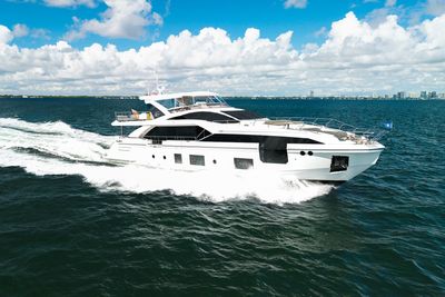 Yacht