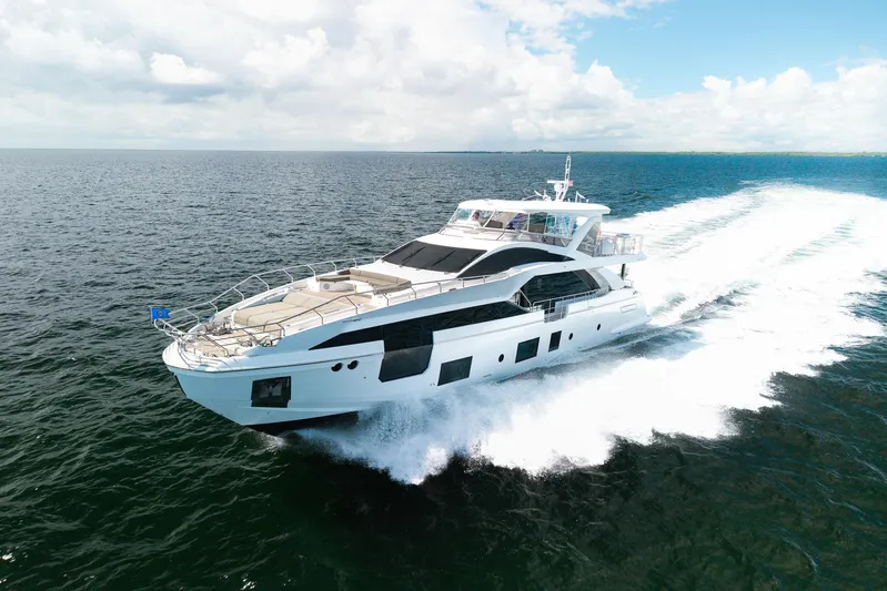 No Name Yacht Photos Pics Luxury Azimut Grande 27 METRI yacht cruising on open sea, 2022 model.