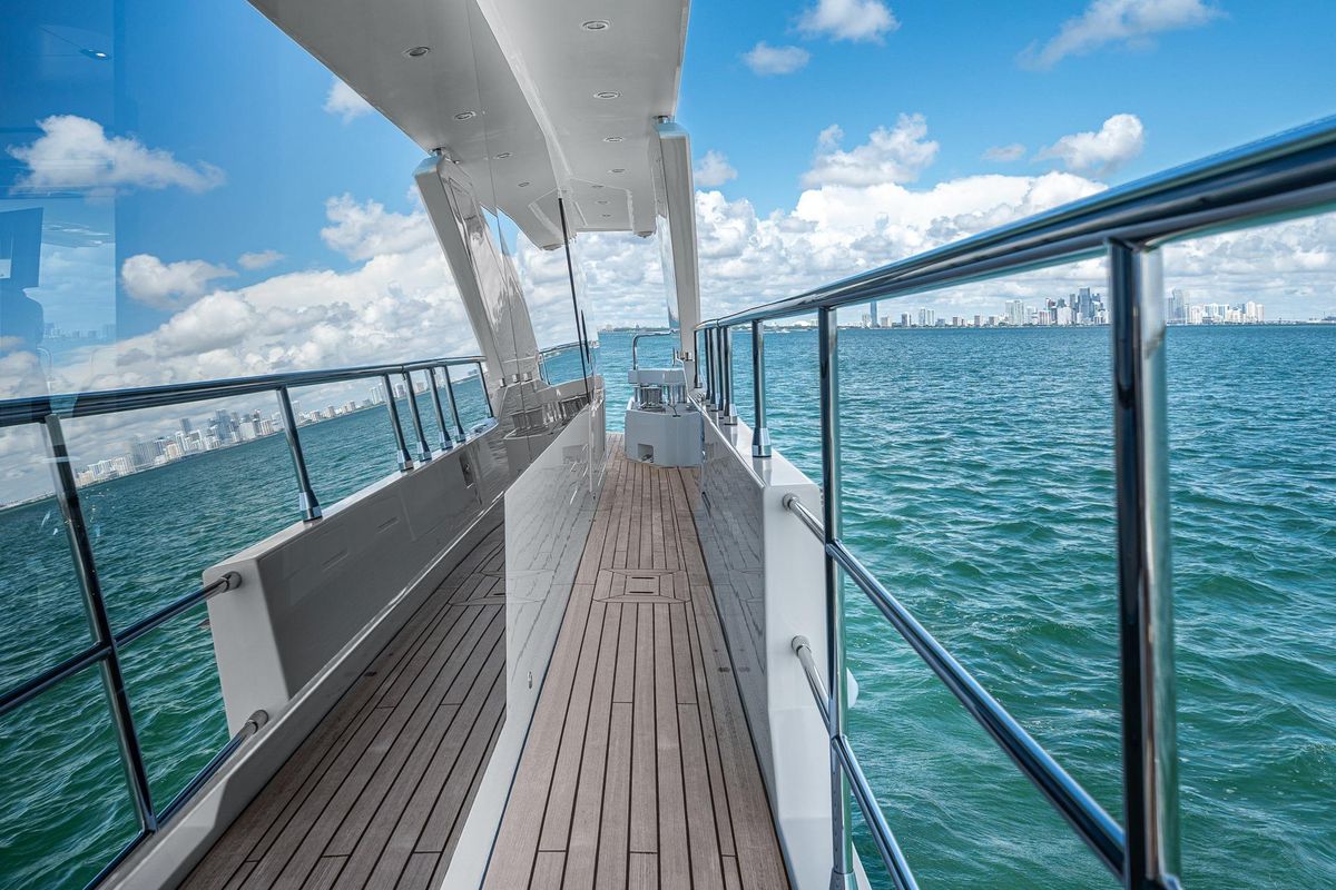 2022 Azimut 88 
