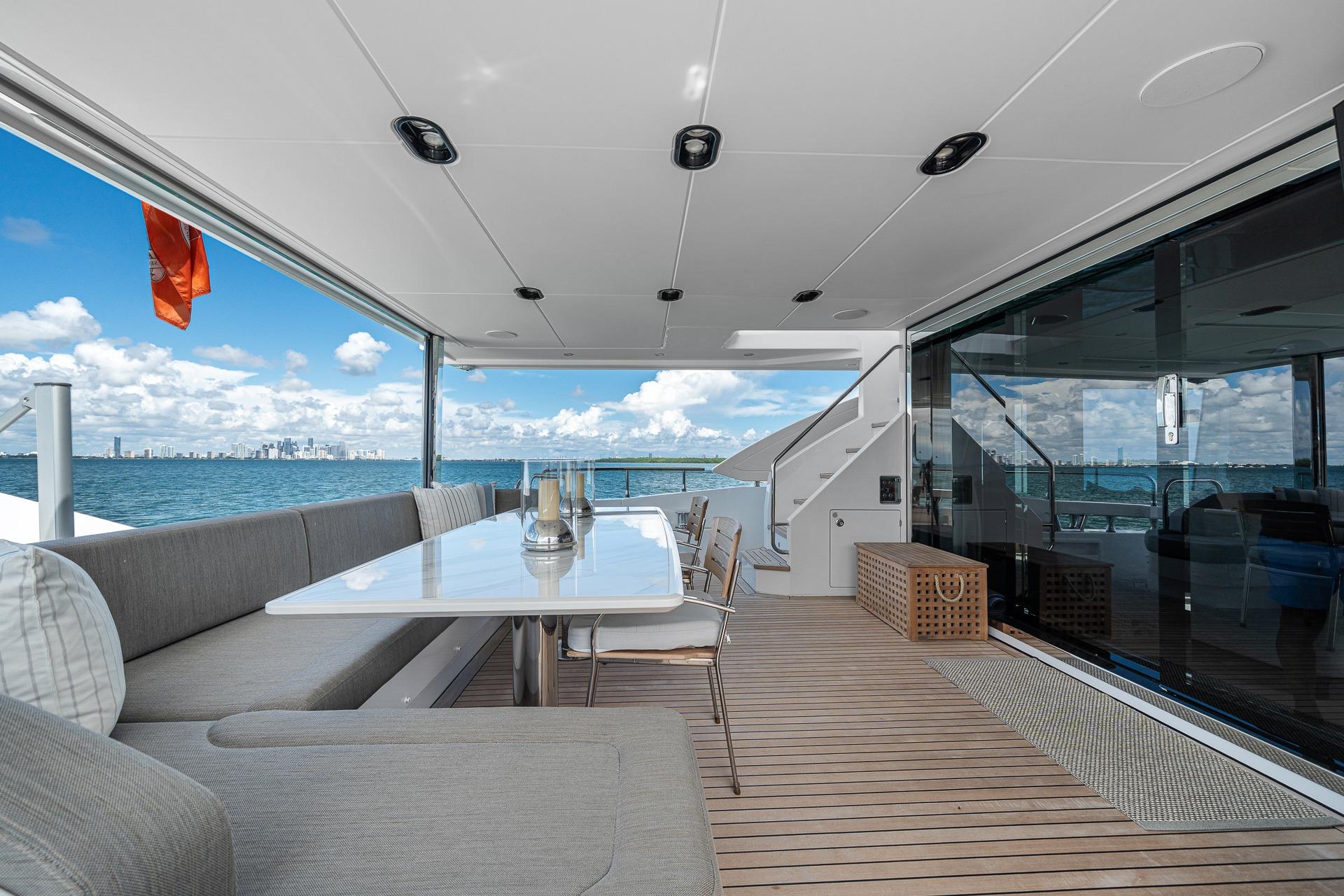 Yacht Photo 48