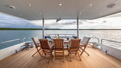 Yacht