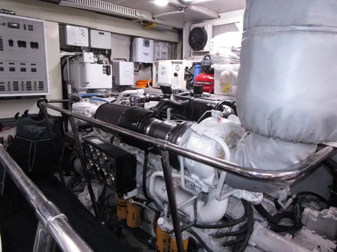 B Happy Yacht Photos Pics Starboard engine