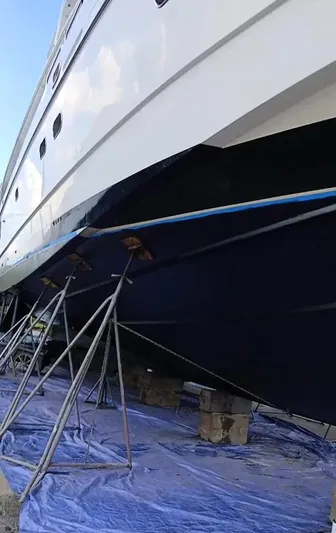 B Happy Yacht Photos Pics 