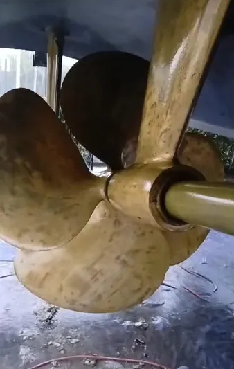 B Happy Yacht Photos Pics 