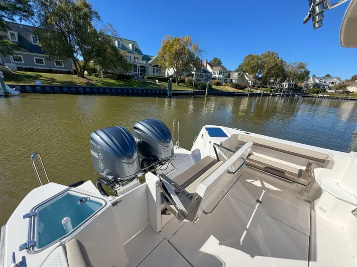 Channel Surfer Yacht Photos Pics 