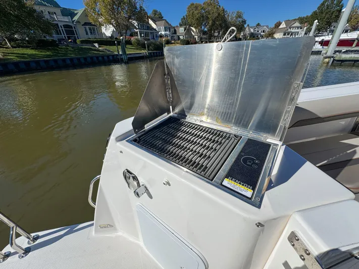 Channel Surfer Yacht Photos Pics 