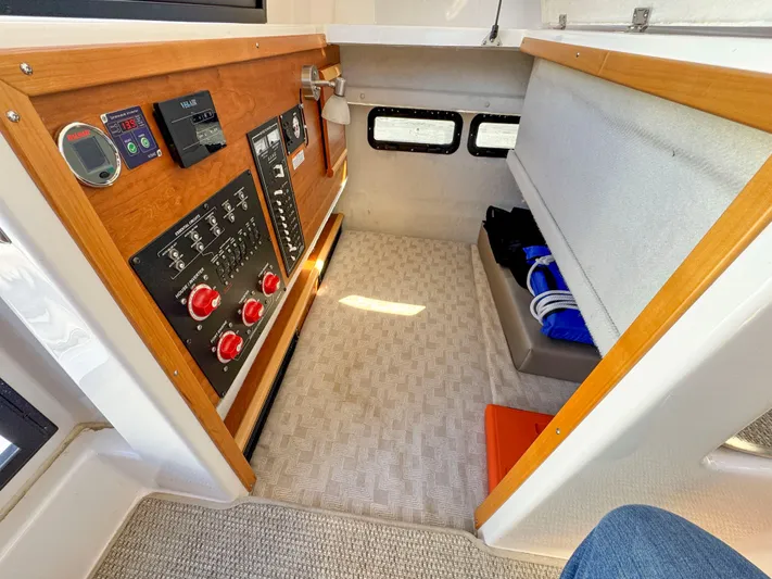 Channel Surfer Yacht Photos Pics 