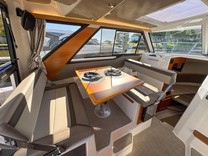 Channel Surfer Yacht Photos Pics 