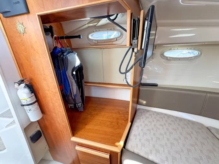 Channel Surfer Yacht Photos Pics 