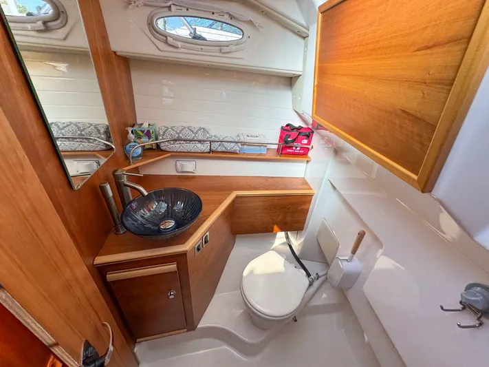 Channel Surfer Yacht Photos Pics 