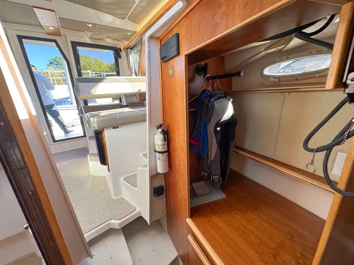 Channel Surfer Yacht Photos Pics 