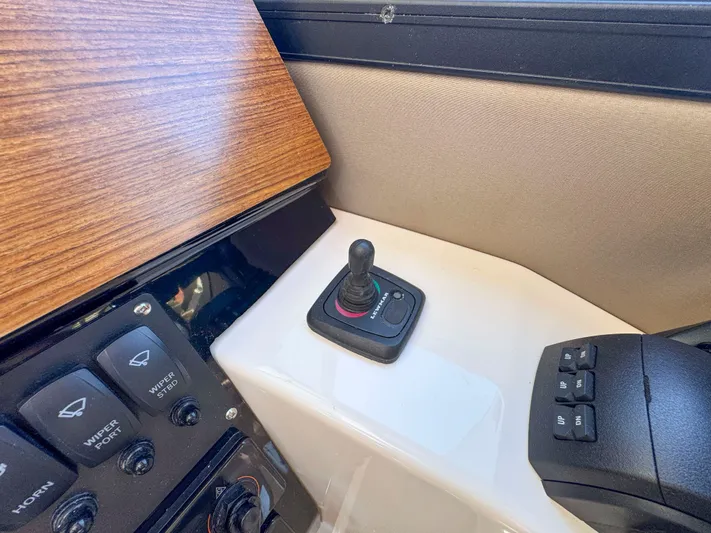 Channel Surfer Yacht Photos Pics 