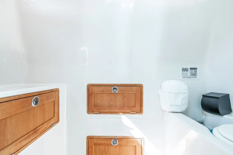 Osprey Yacht Photos Pics 