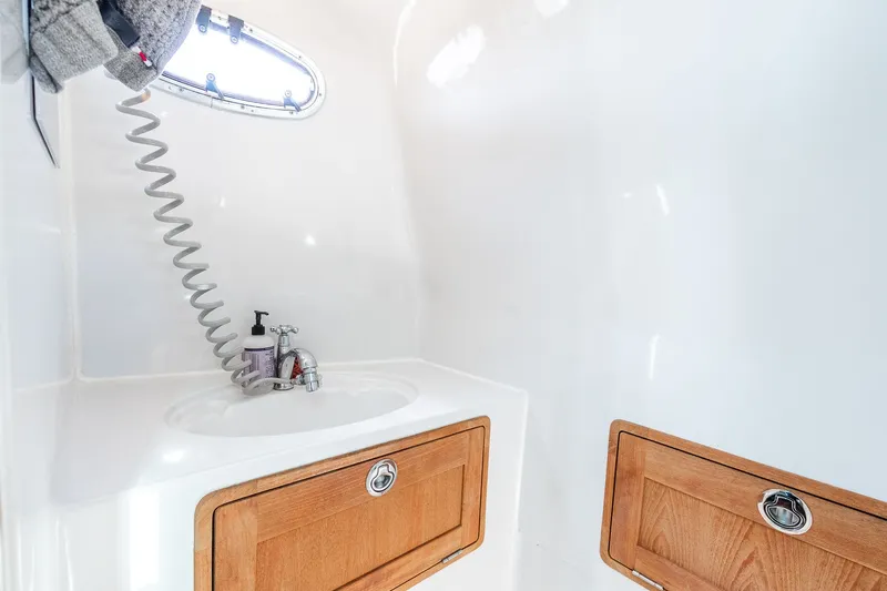 Osprey Yacht Photos Pics 