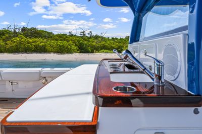 Yacht