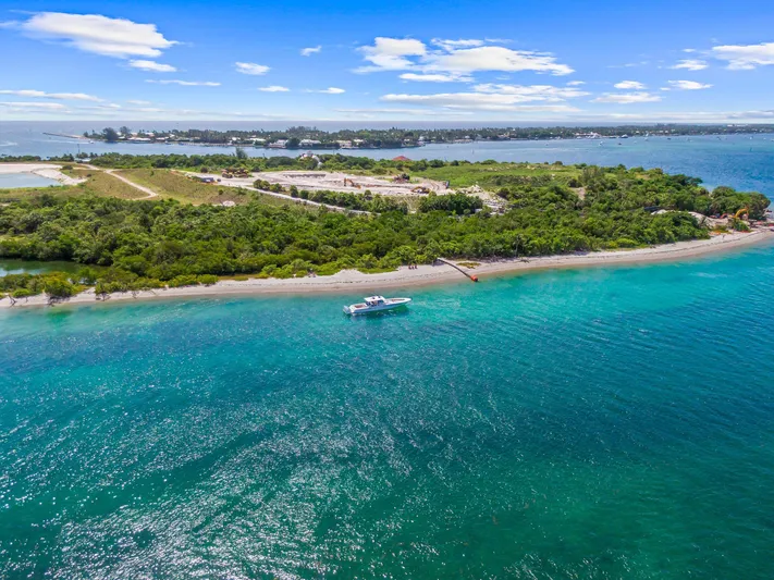 Polar II Yacht Photos Pics 