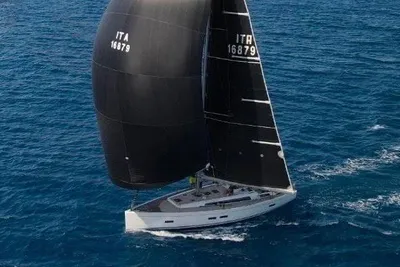 2011 Grand Soleil 46