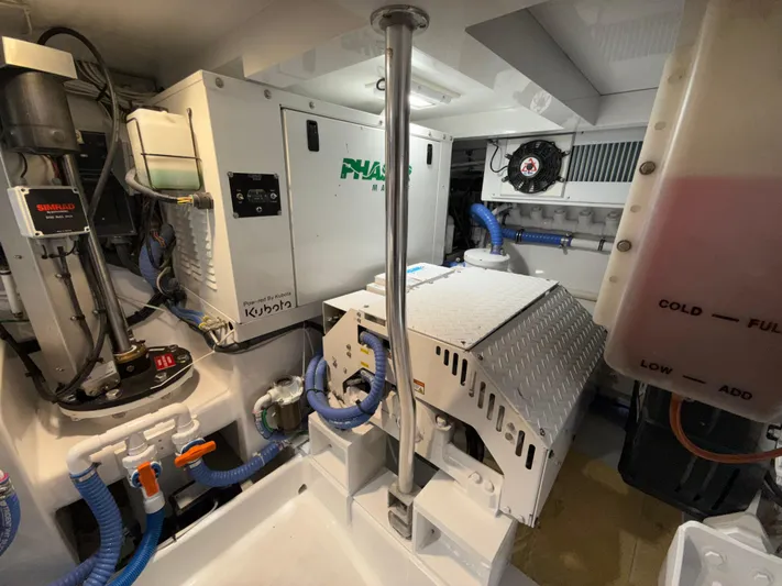 Gryphon Yacht Photos Pics 