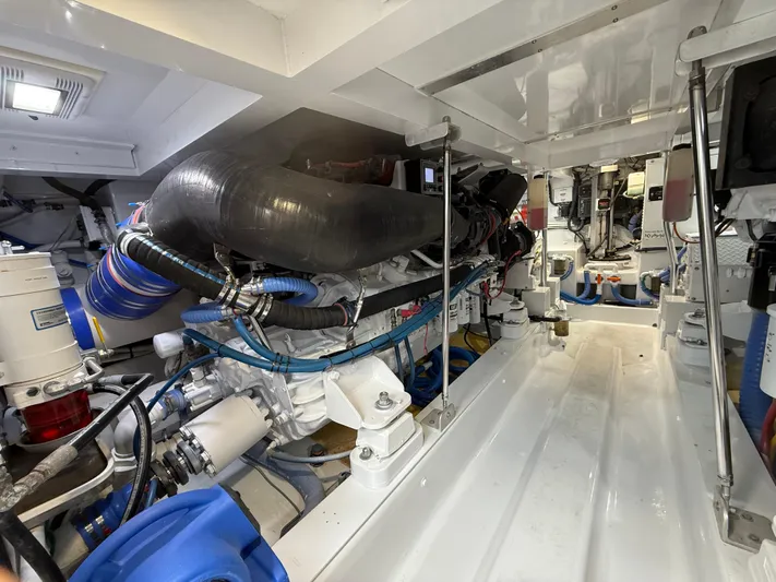 Gryphon Yacht Photos Pics 