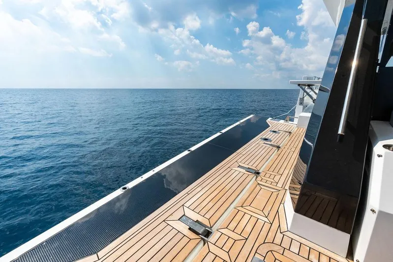 Triple T Yacht Photos Pics Luxurious Galeon 640 Fly yacht deck with ocean view, 2022 model.