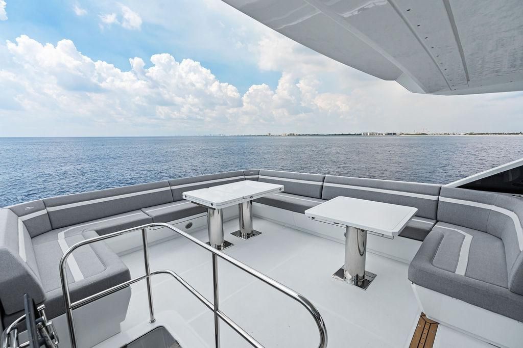 2022 Galeon 68 