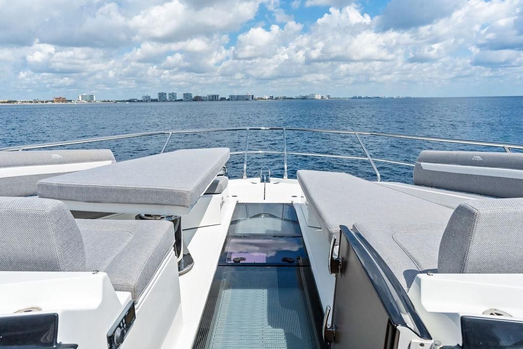 2022 Galeon 68 