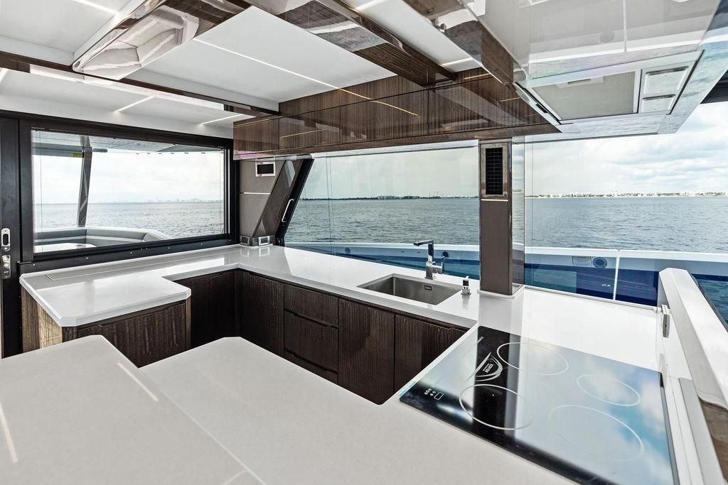 2022 Galeon 68 
