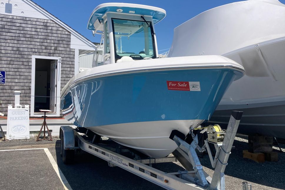 2022 Everglades 235 Center Console Center Console for sale YachtWorld