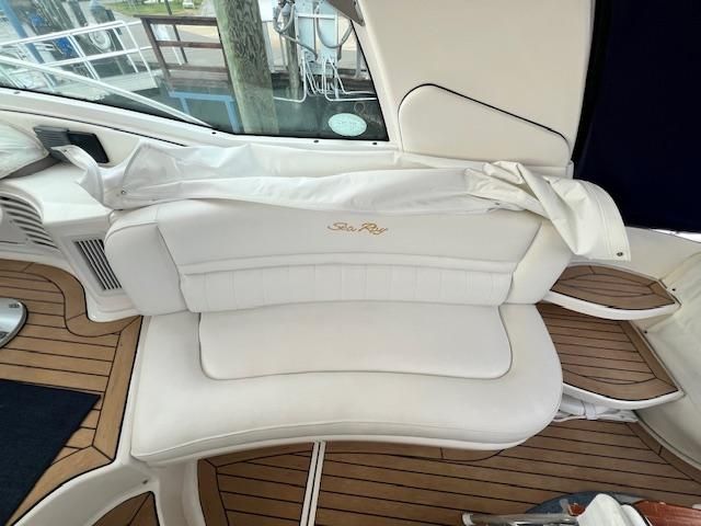 2005 Sea Ray 50 