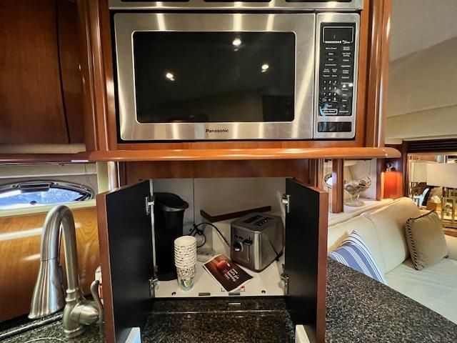 2005 Sea Ray 50 