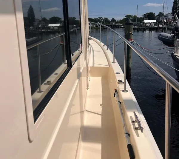 Shamrock Yacht Photos Pics 